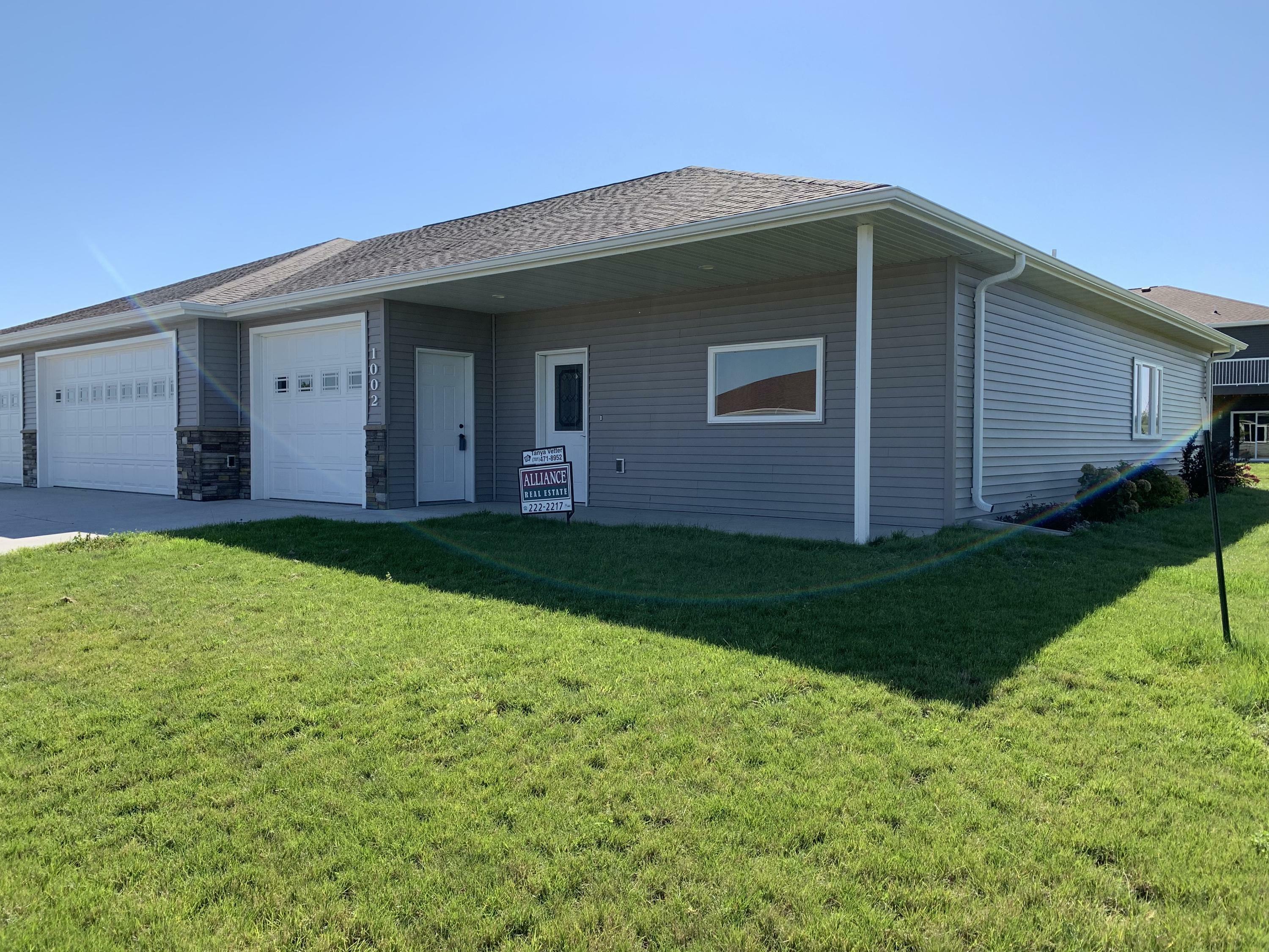 Property Photo:  1002 Otter Creek N  ND 58545 