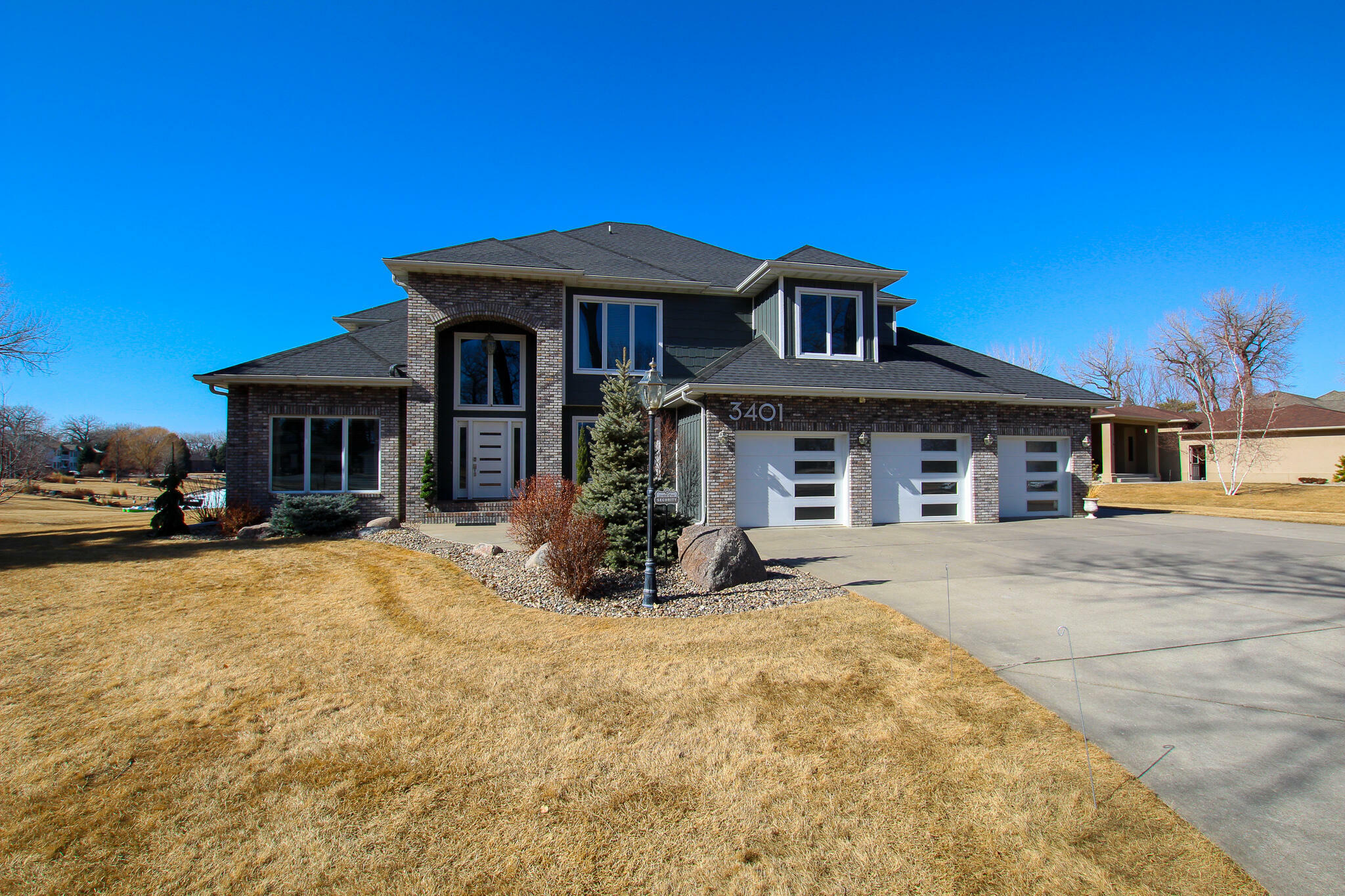 Property Photo:  3401 Sandy Lane SE  ND 58554 