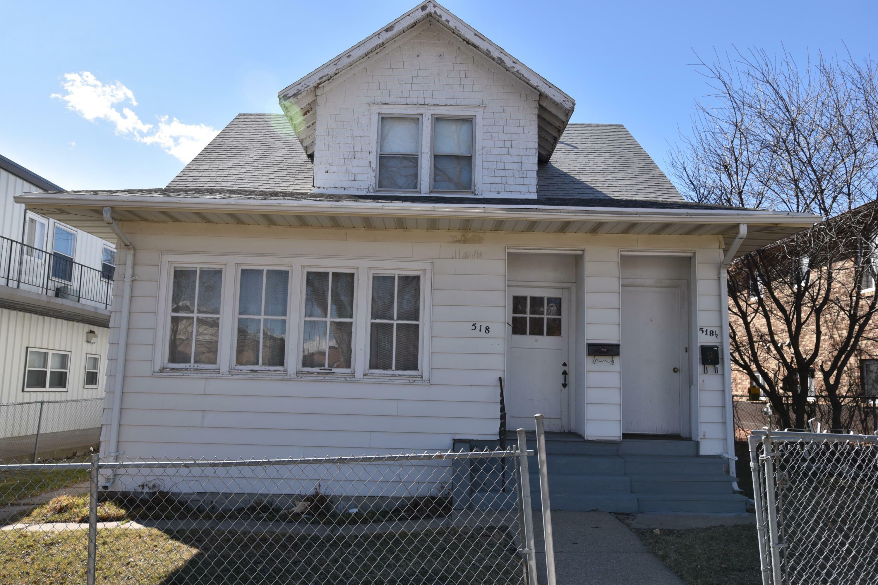 Property Photo:  518 N 8th Street  ND 58501 