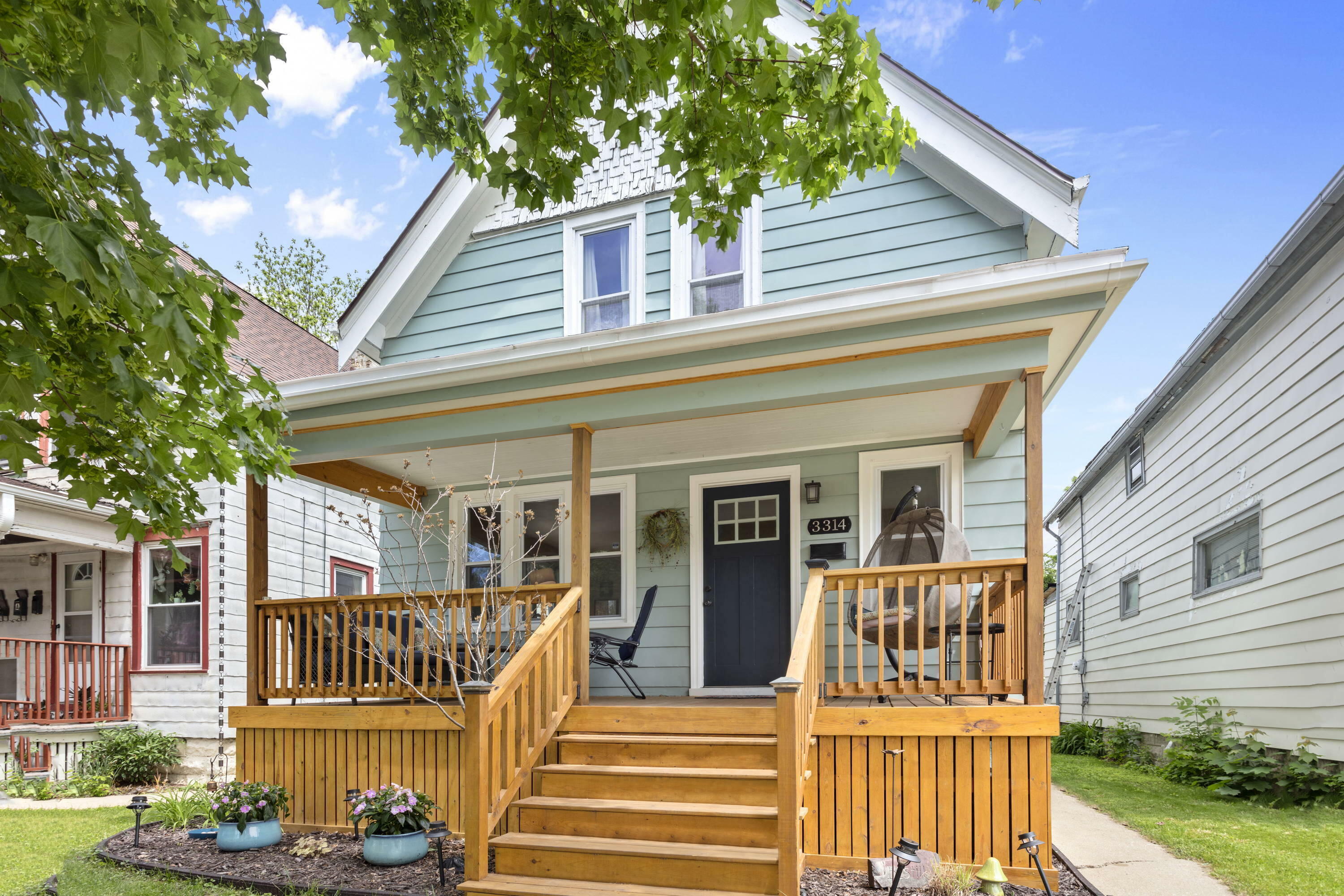 Property Photo:  3314 N Pierce St  WI 53212 