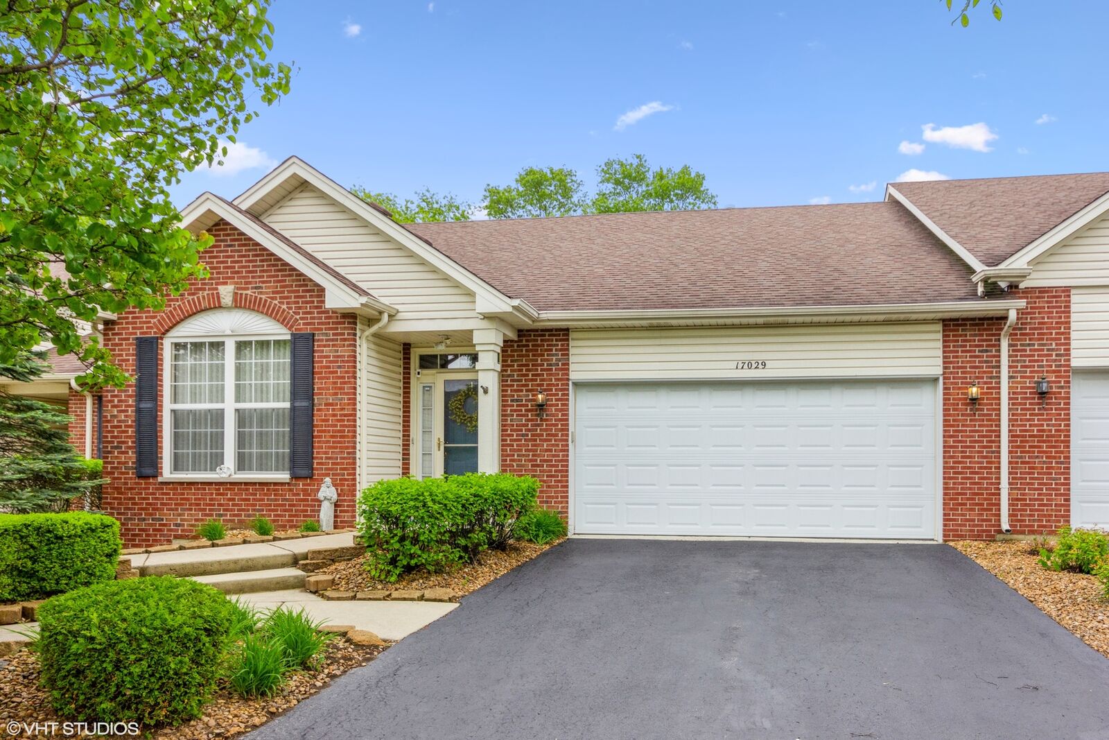 Property Photo:  17029 Mendota Drive  IL 60441 