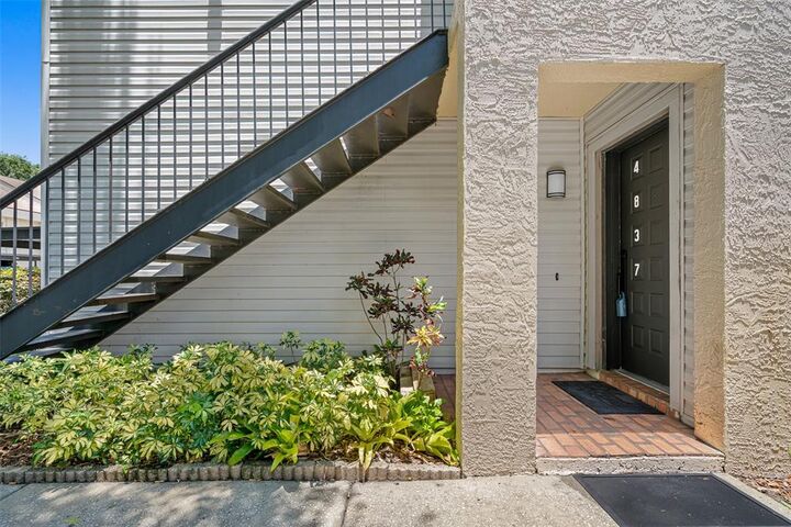 Property Photo:  4837 Puritan Circle #2505  FL 33617 
