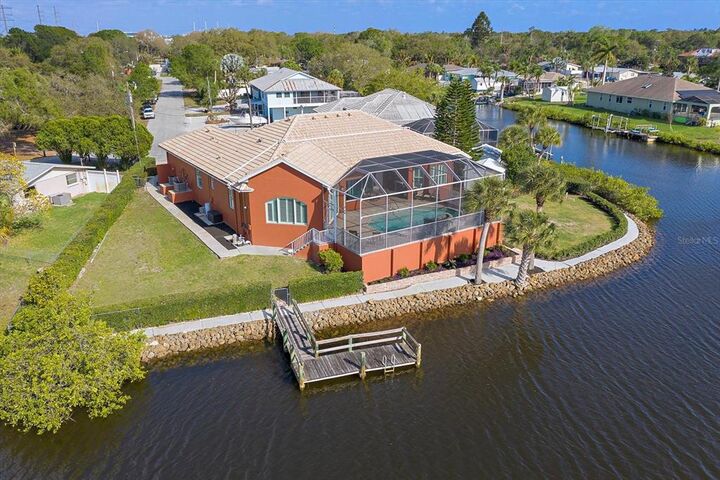 Property Photo:  729 Lesia Drive  FL 34275 