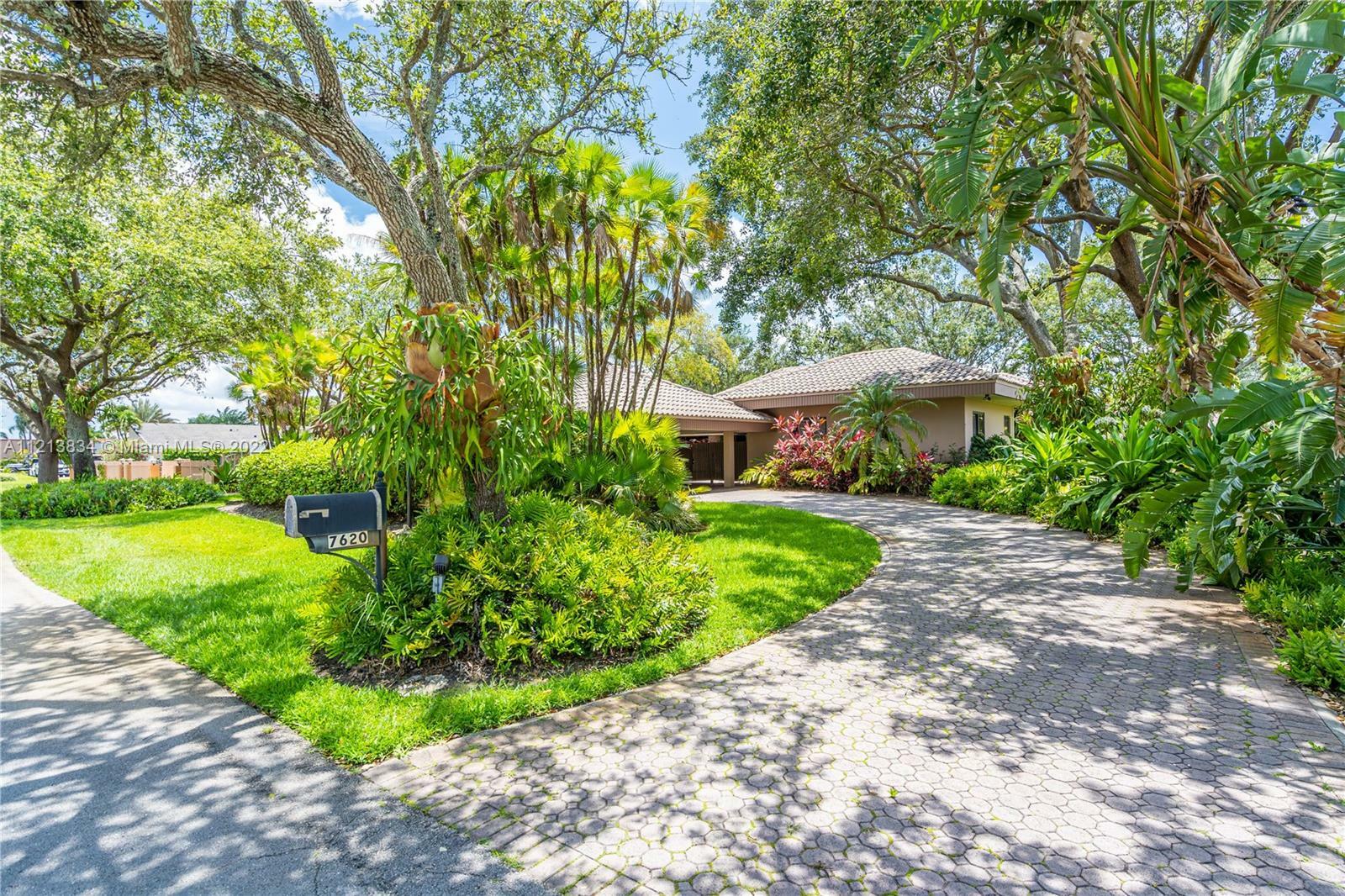 Property Photo:  7620 SW 89th Ave  FL 33173 