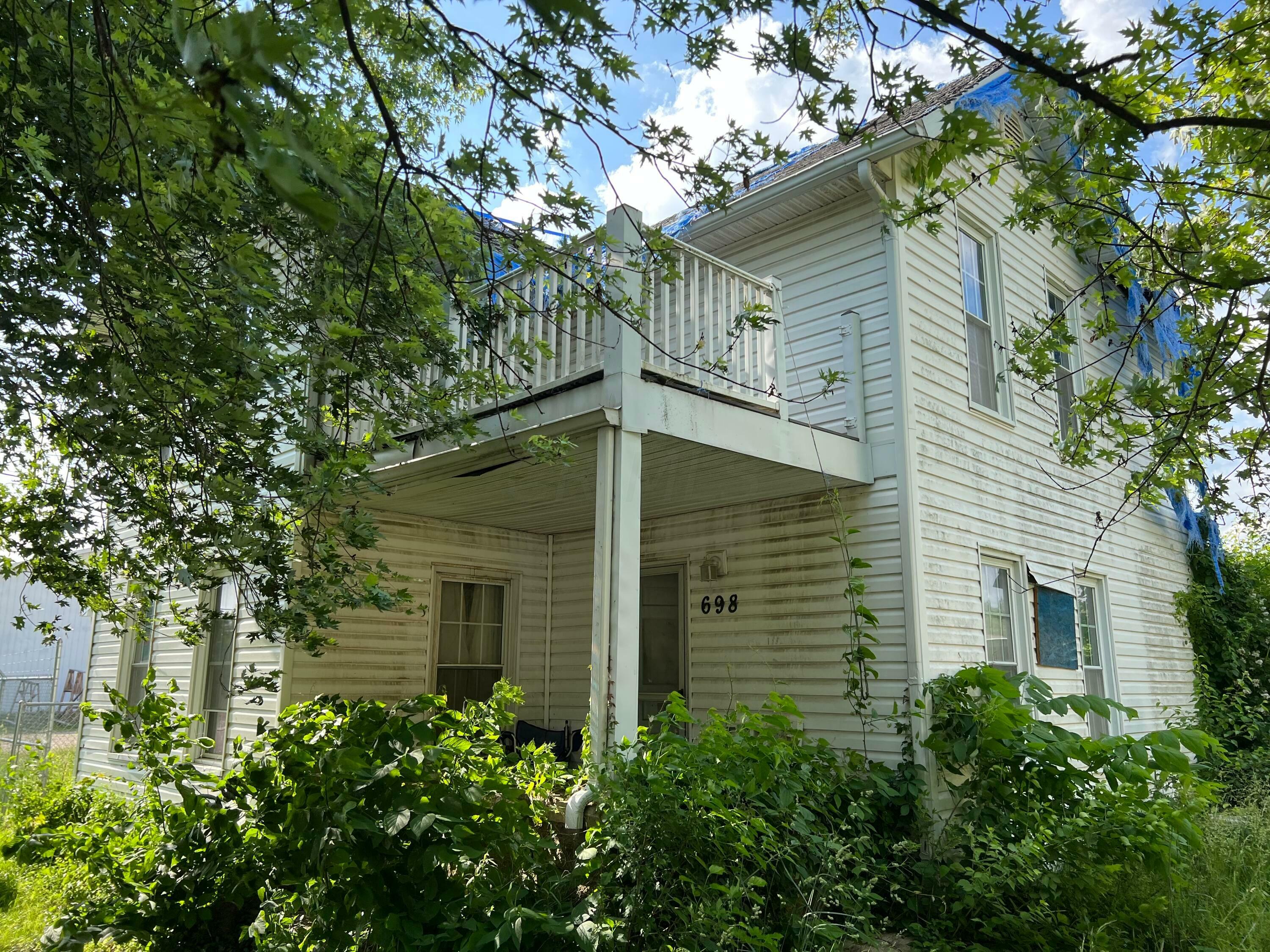 Property Photo: 698 Mc Kinley Avenue OH 43055