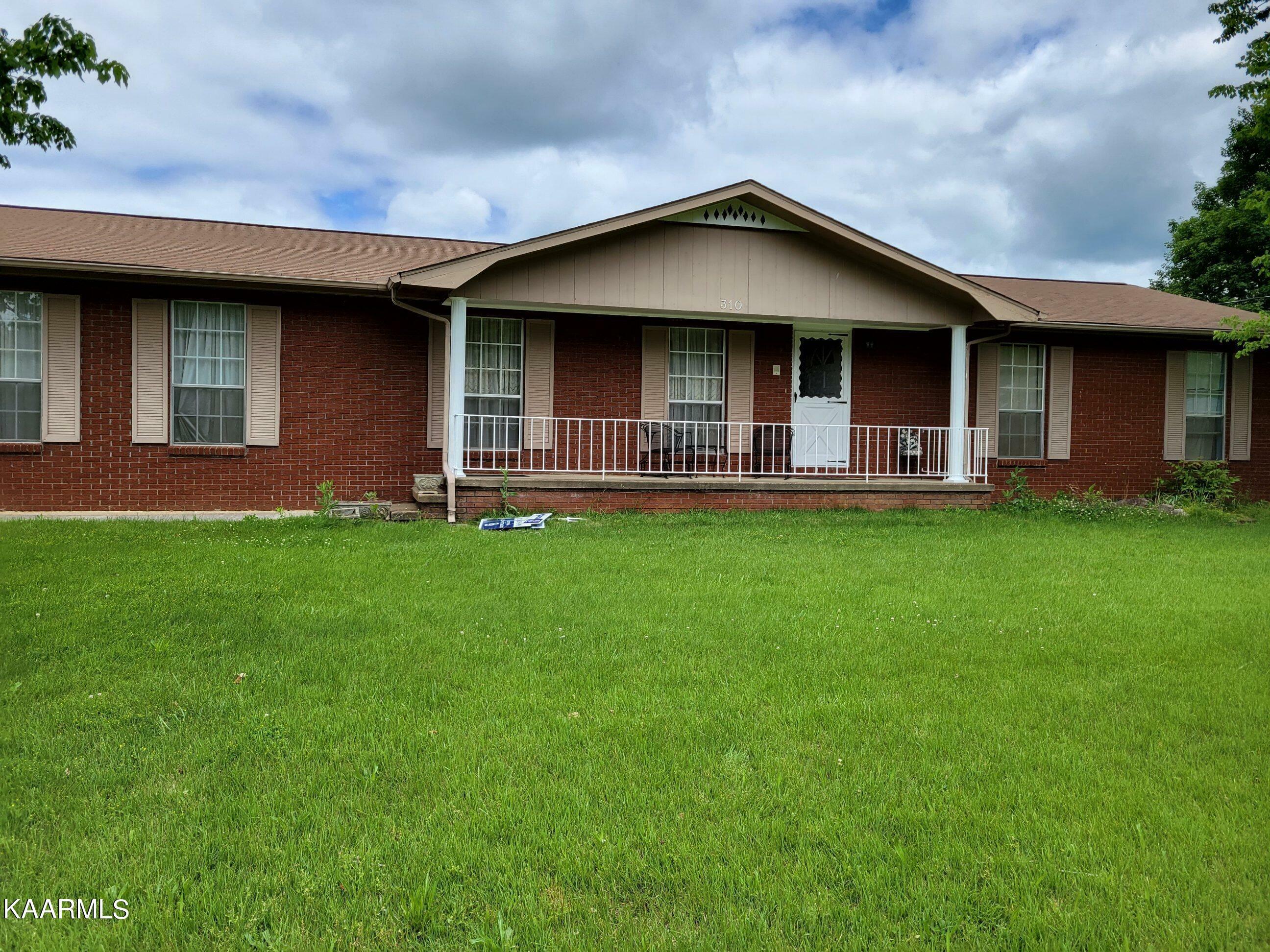 Property Photo:  310 Eldorado Circle  TN 37865 