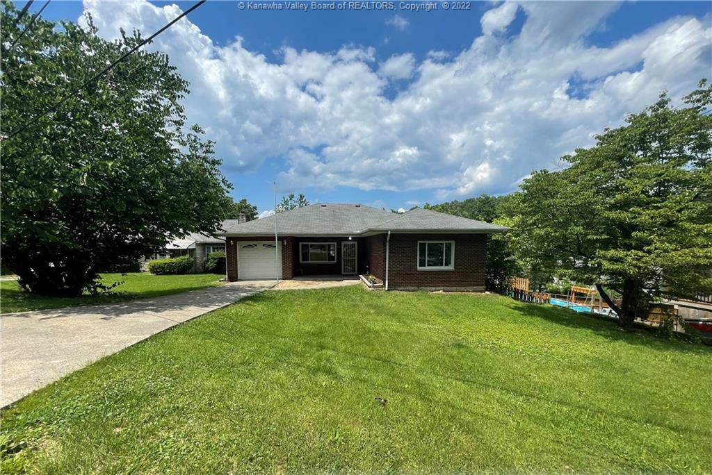Property Photo: 2722 Daniels Avenue WV 25303