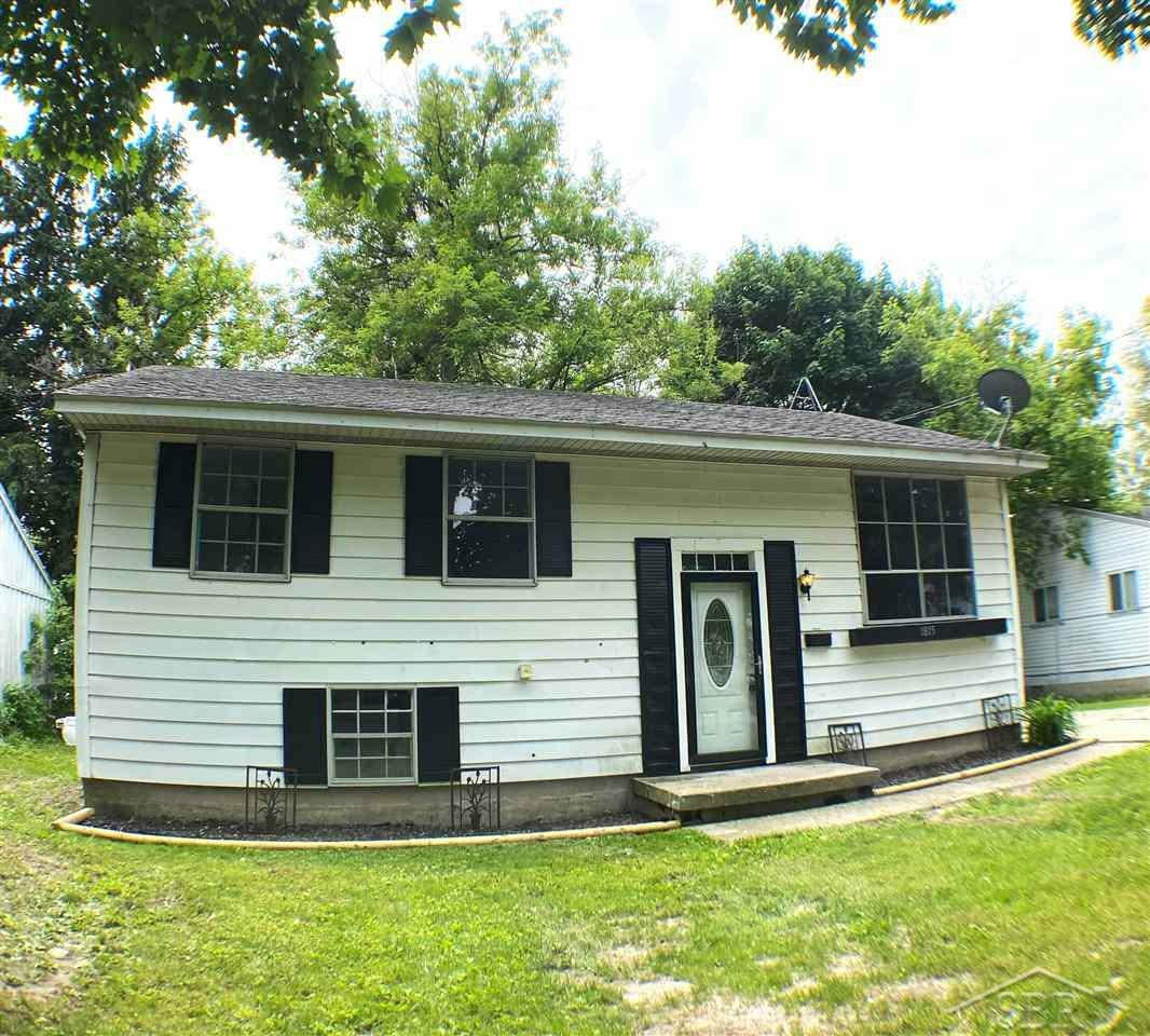 1815 Arthur St.  Saginaw MI 48602 photo