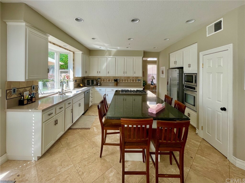 Property Photo:  808 Carnaros  CA 92672 