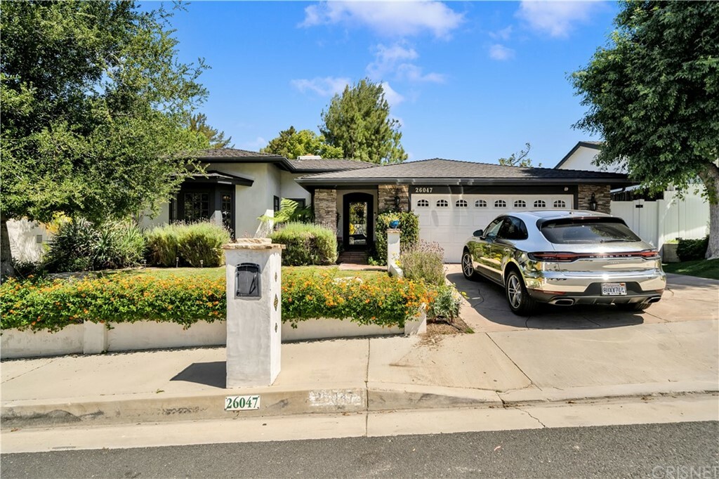 Property Photo: 26047 Redbluff Drive CA 91302