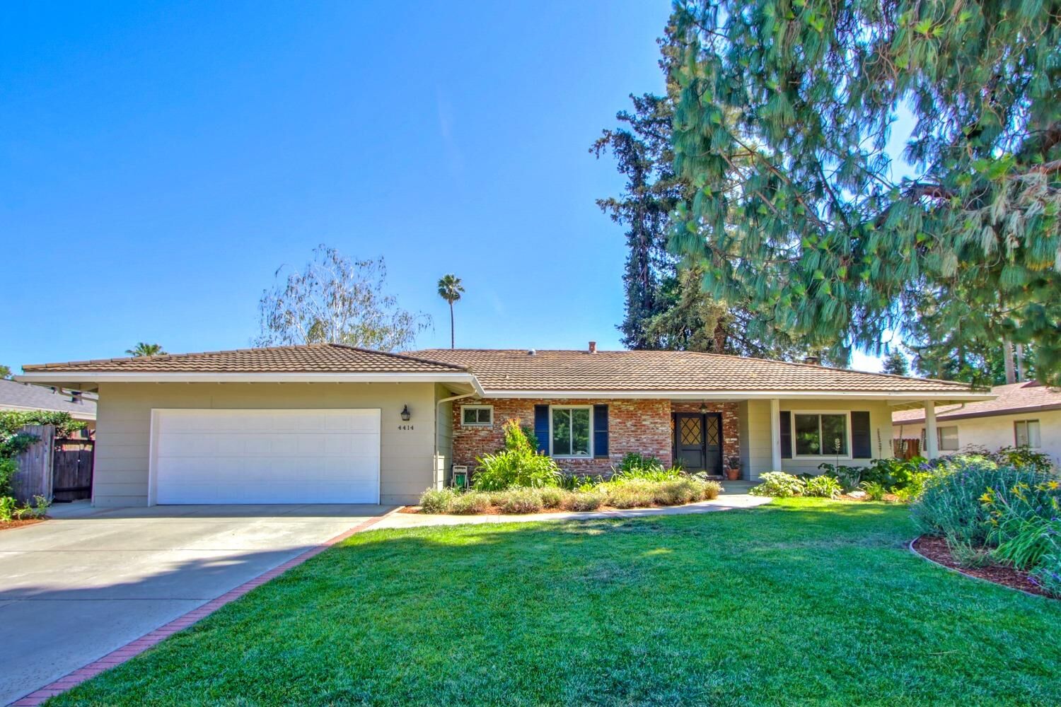 Property Photo: 4414 San Ramon Drive CA 95618