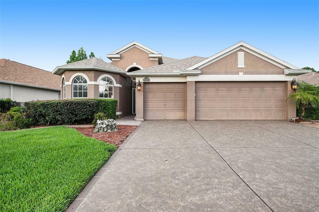 Property Photo:  3618 Cresthill Lane  FL 34639 