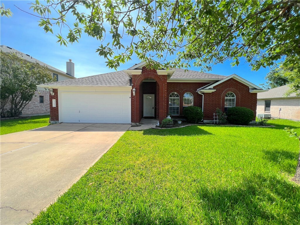 Property Photo:  1309 Terra Street  TX 78665 