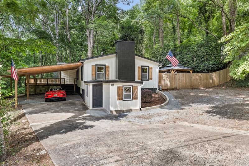 Property Photo:  114 Cypress Street  GA 30075 