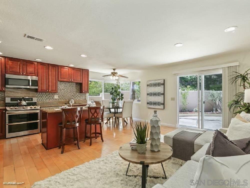 Property Photo: 11162 Paseo Montanoso CA 92127