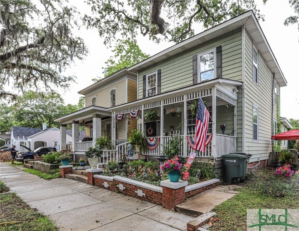 Property Photo: 734 E 37th Street GA 31401