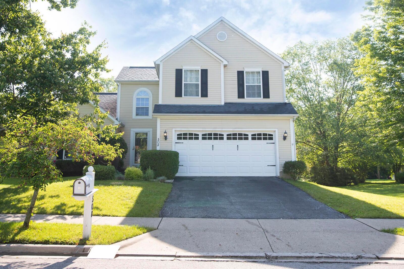 Property Photo: 508 Thistle Drive OH 43015