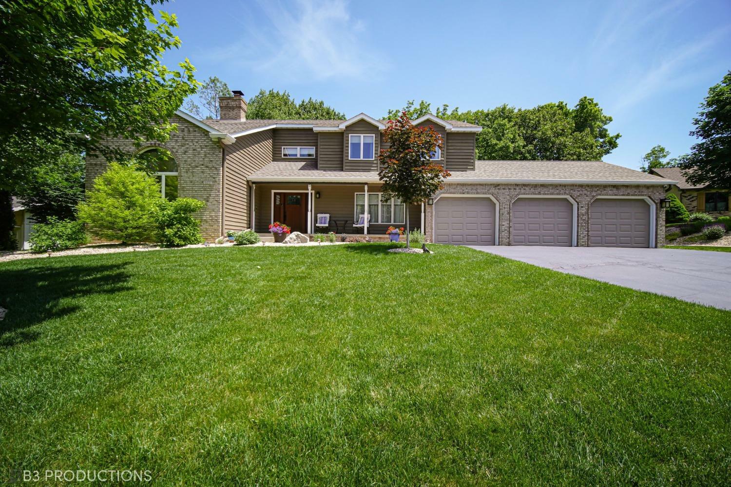 143 Welch Court  Valparaiso IN 46385 photo