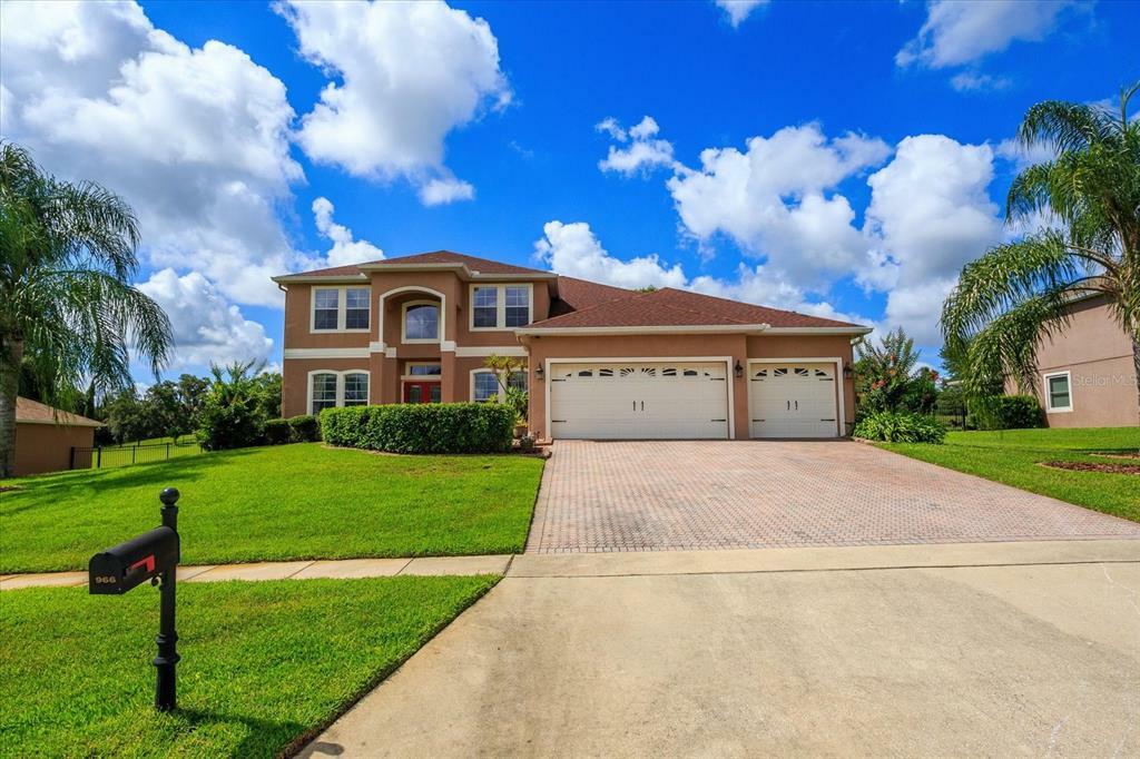 Property Photo:  966 Rock Creek Street  FL 32712 