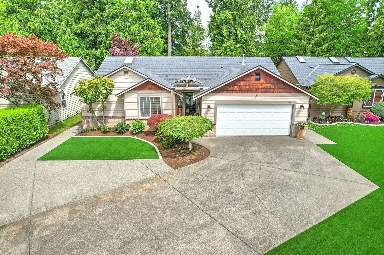 Property Photo: 5417 114th Place NE WA 98271