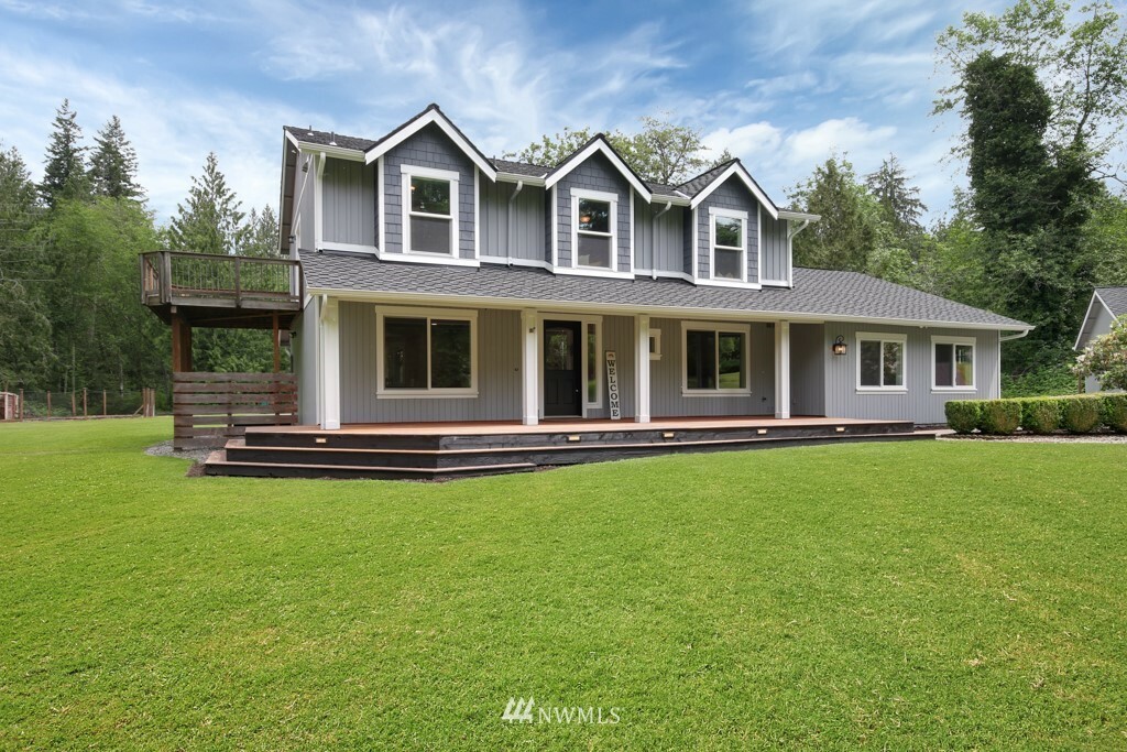 Property Photo: 26618 SE 230th Street WA 98038