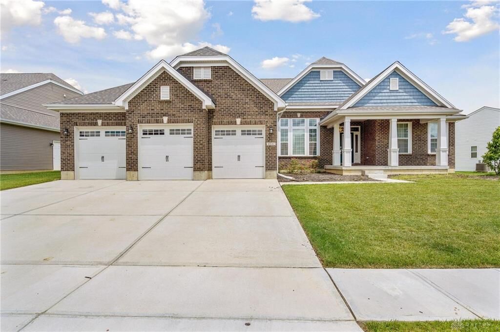 Property Photo: 4141 Forestedge Street OH 45371