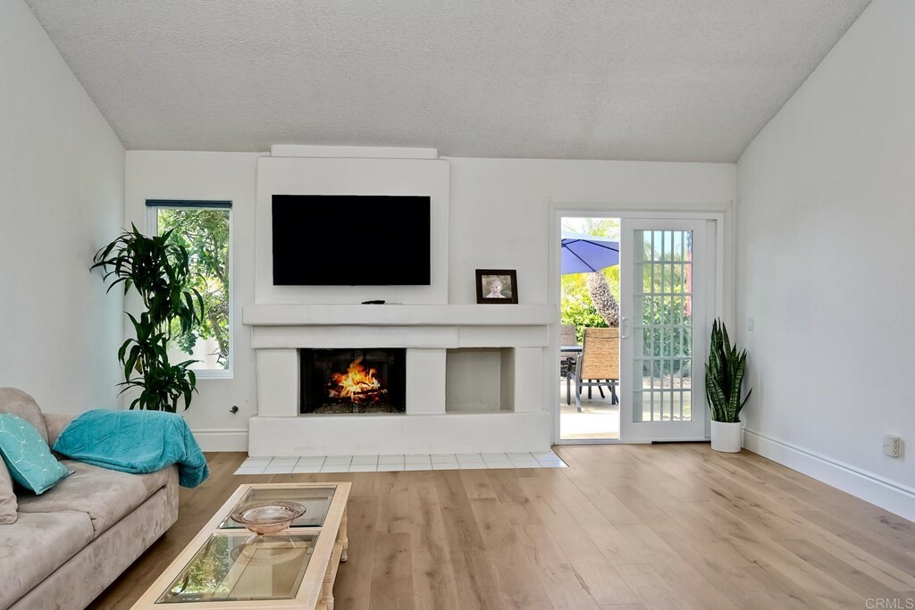Property Photo: 4728 Galicia Way CA 92056