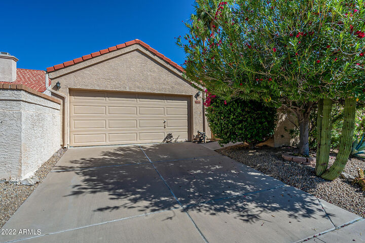 Property Photo: 11218 E Mercer Lane AZ 85259