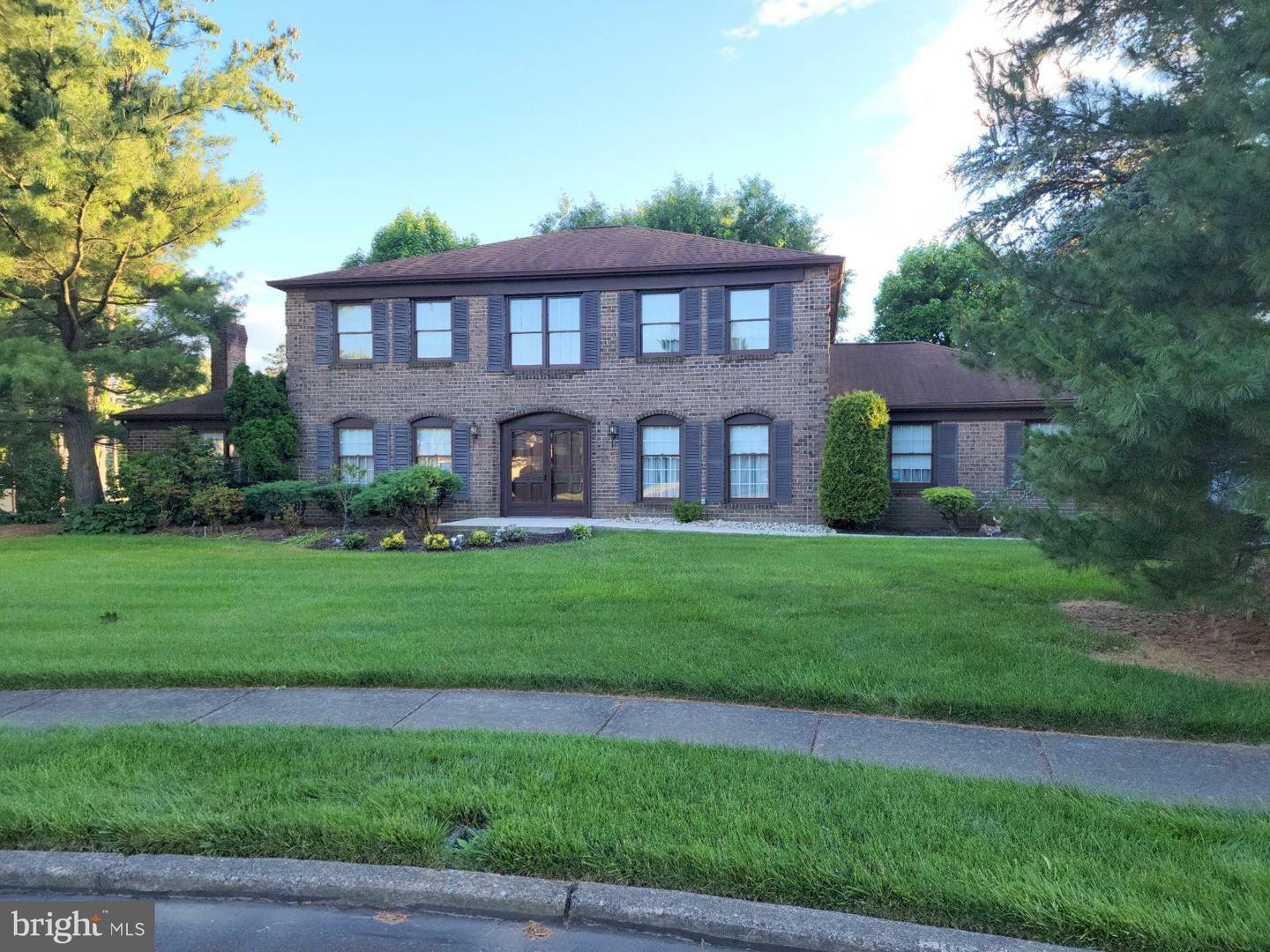 Property Photo: 20 Snowflake Road PA 19006