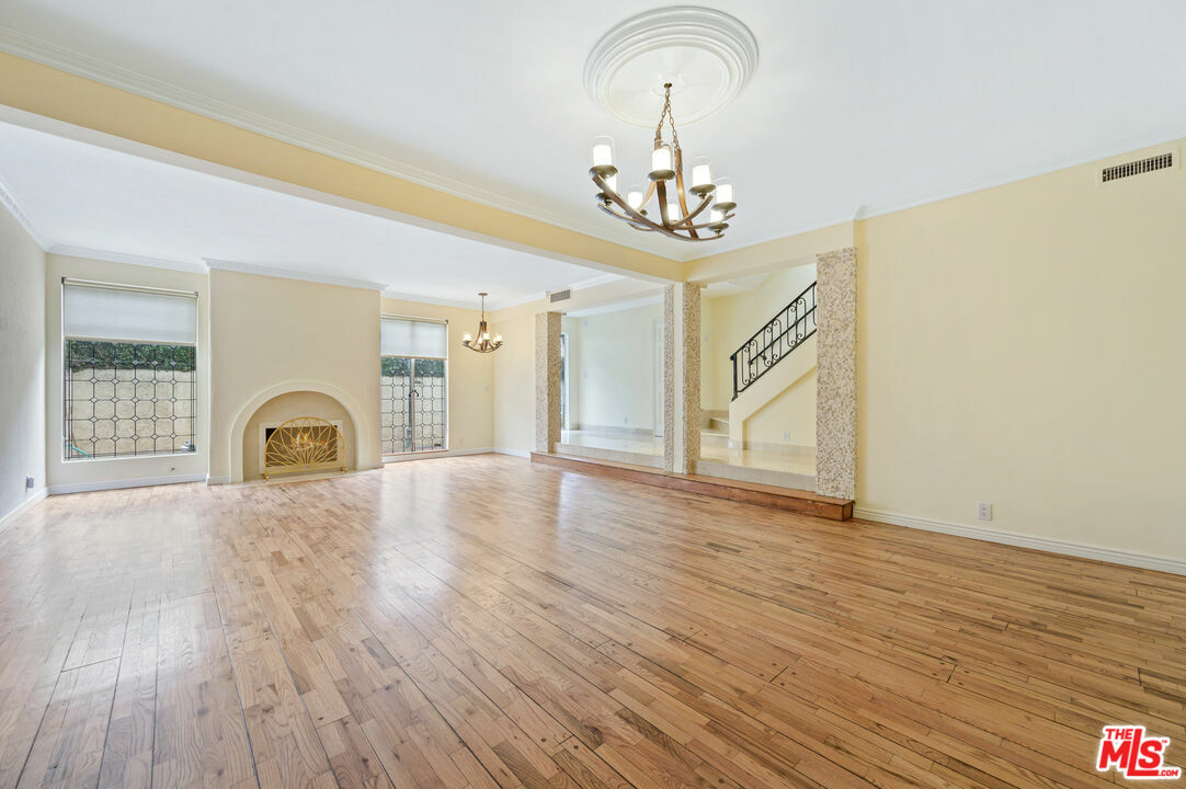 Property Photo: 12330 Montana Ave CA 90049