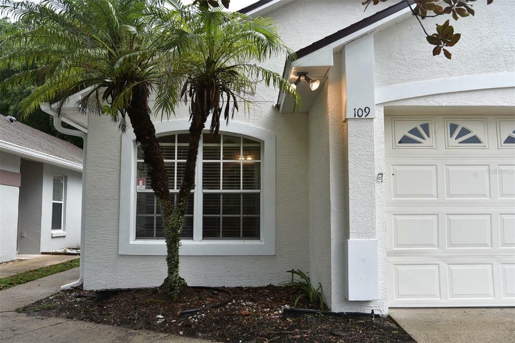 Property Photo:  109 Holloway Court  FL 32771 