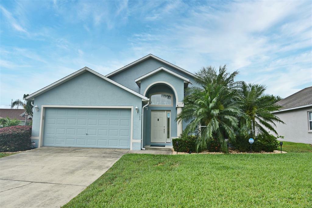 Property Photo:  102 Fox Loop  FL 33837 