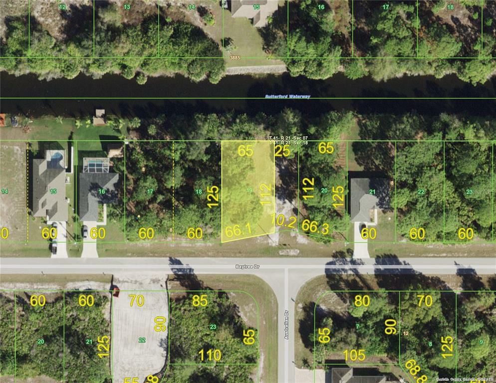 Property Photo: 136 Baytree Drive FL 33947