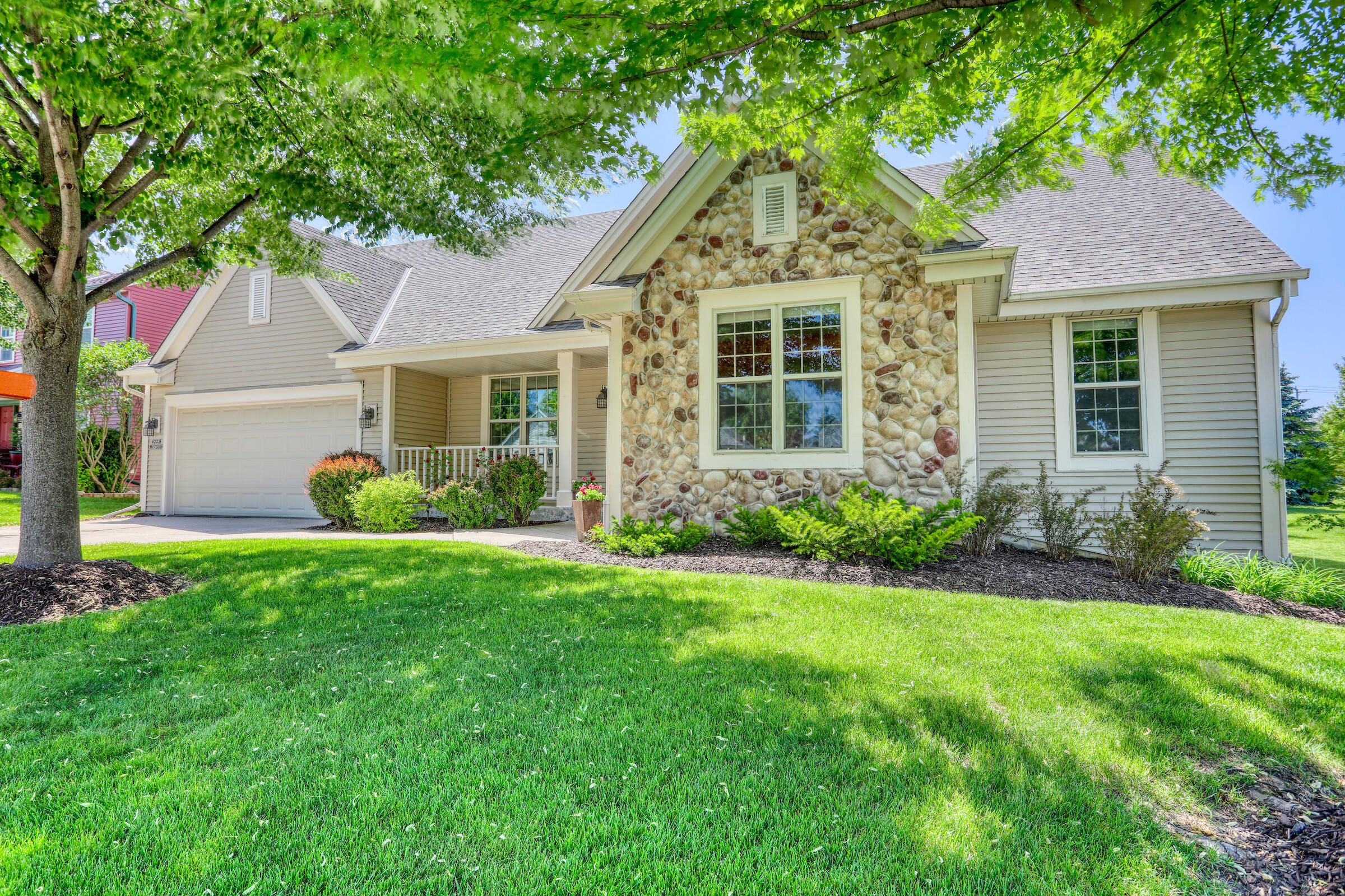 Property Photo:  W203n17339 Francis Dr  WI 53037 