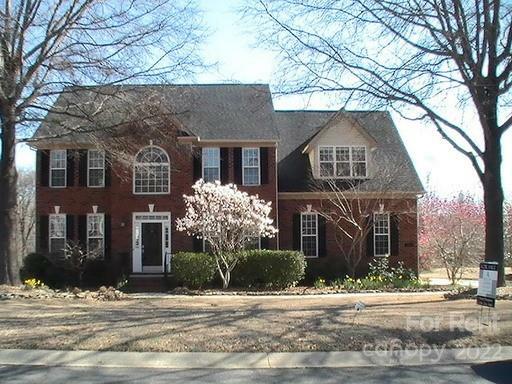 Property Photo: 8109 Glamorgan Lane NC 28104
