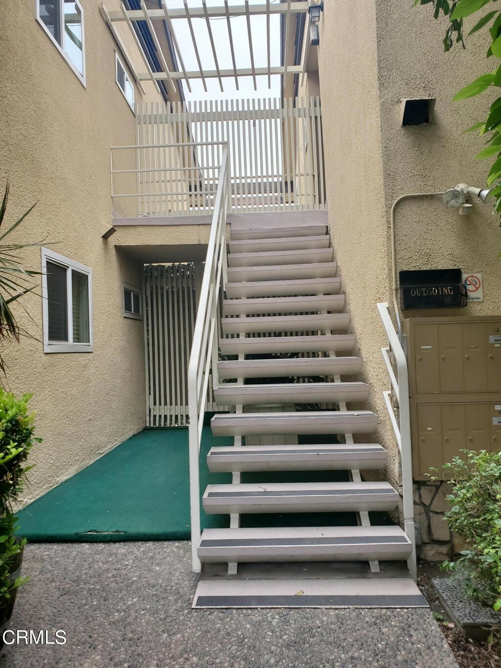 Property Photo:  385 Cliff Drive 8  CA  