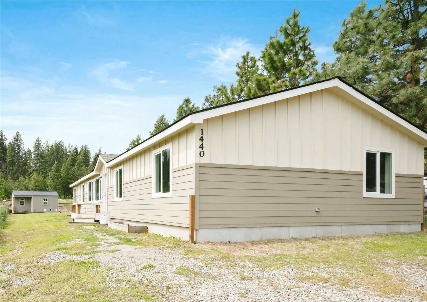 Property Photo:  1440 Sunlight Drive  WA 98922 