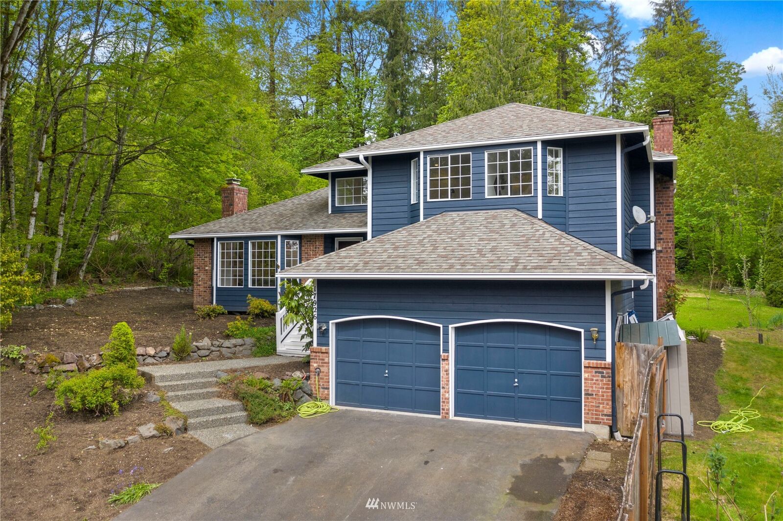 Property Photo: 17926 236th Avenue NE WA 98077