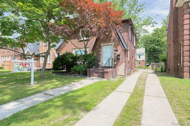 5298 Berkshire Street  Detroit MI 48224 photo