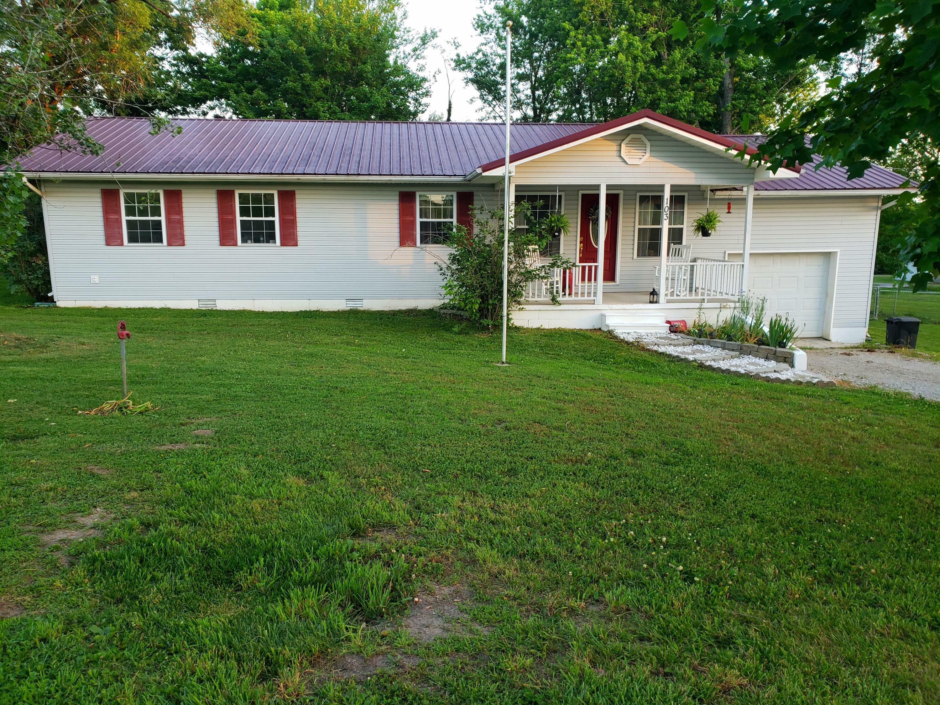 103 E Ozark Avenue  Ava MO 65608 photo