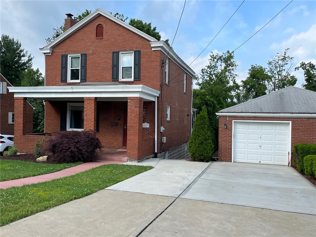 Property Photo: 4821 Flamingo Dr PA 15236
