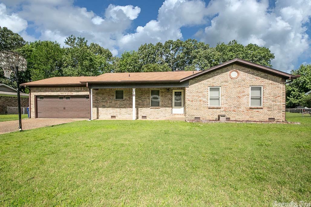 Property Photo:  18 Barnwell  AR 72023 