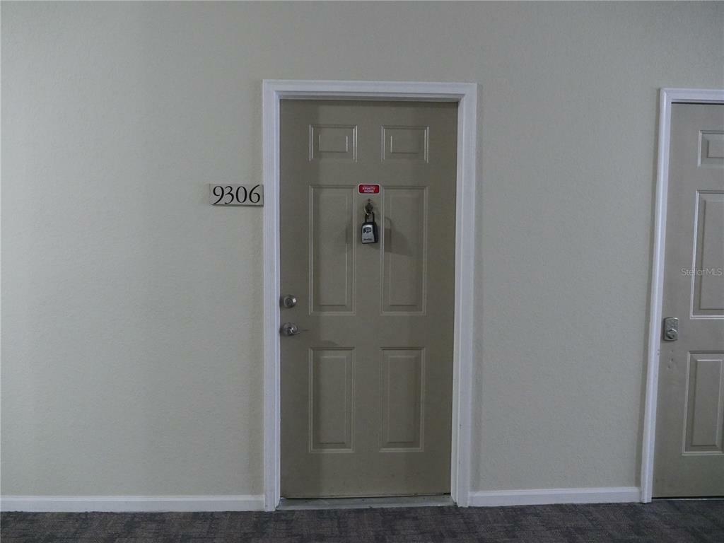 Property Photo:  211 Longview Avenue 306  FL 34747 