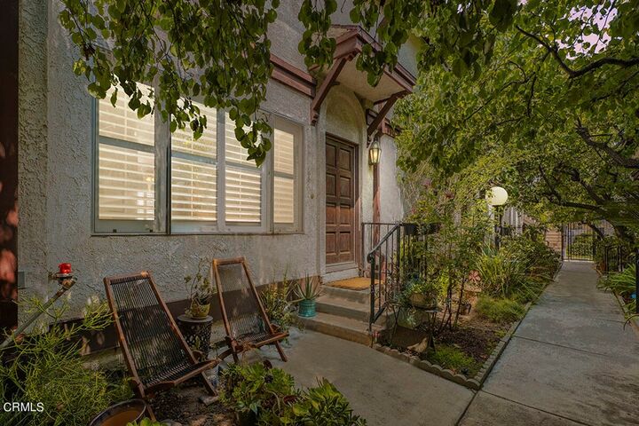 Property Photo:  149 S Avenue 54 16  CA 90042 