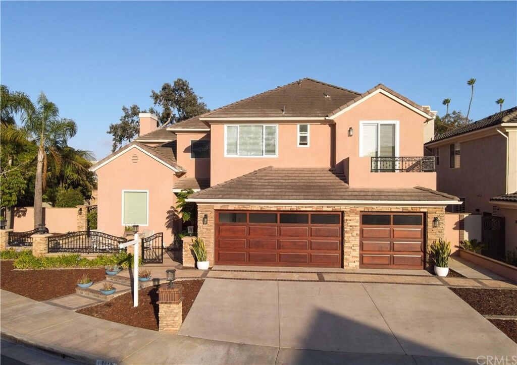 Property Photo:  19912 Newfoundland Circle  CA 92648 