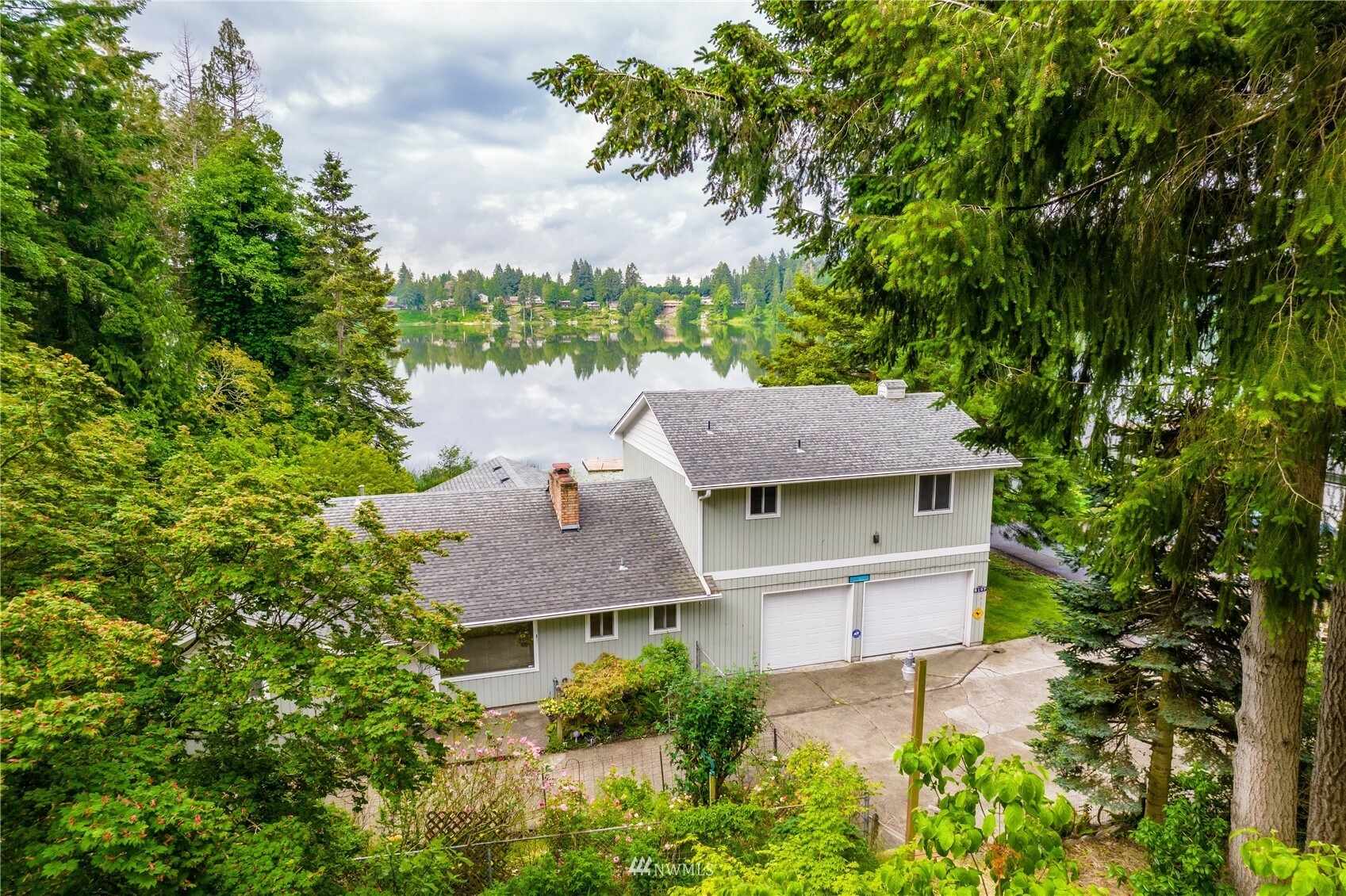 Property Photo:  8107 58th Avenue SE  WA 98513 