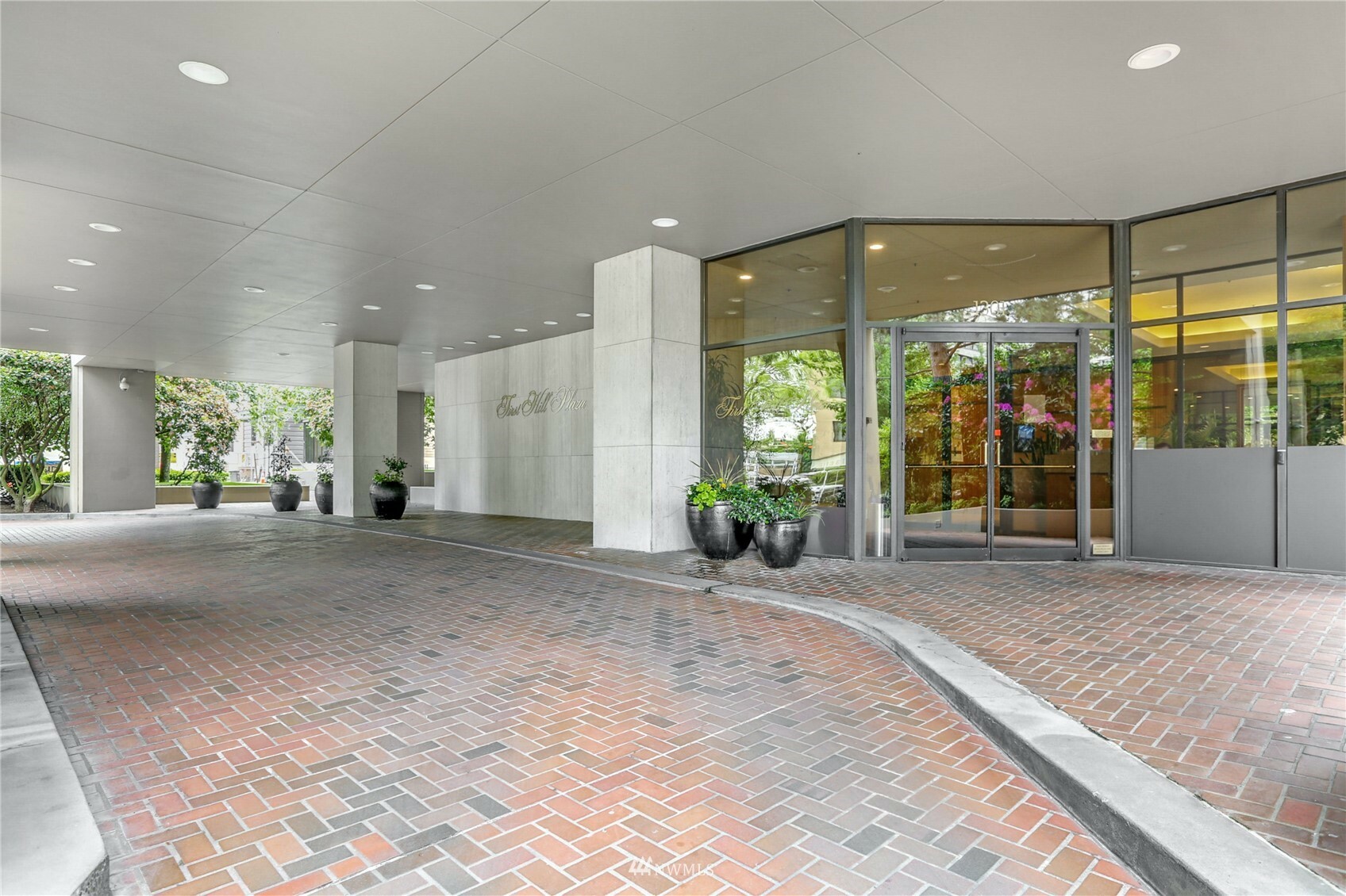 Property Photo: 1301 Spring Street 18H WA 98104