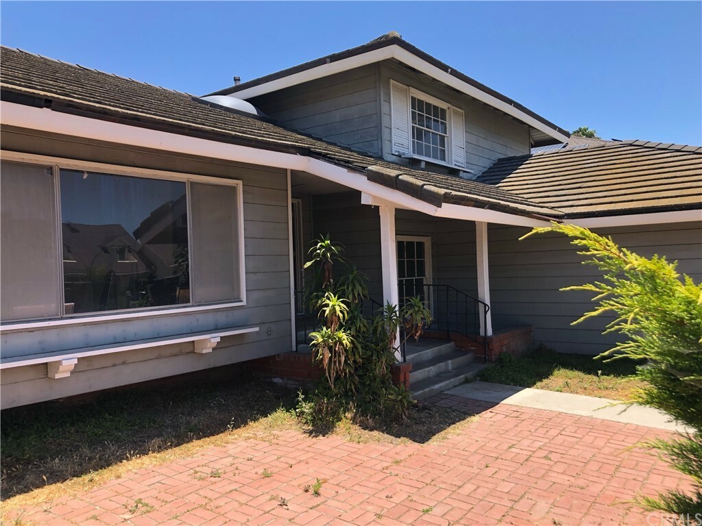 Property Photo: 11300 Maple Street CA 90720