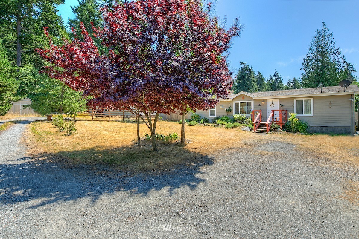 Property Photo:  32 Grace Lane  WA 98245 