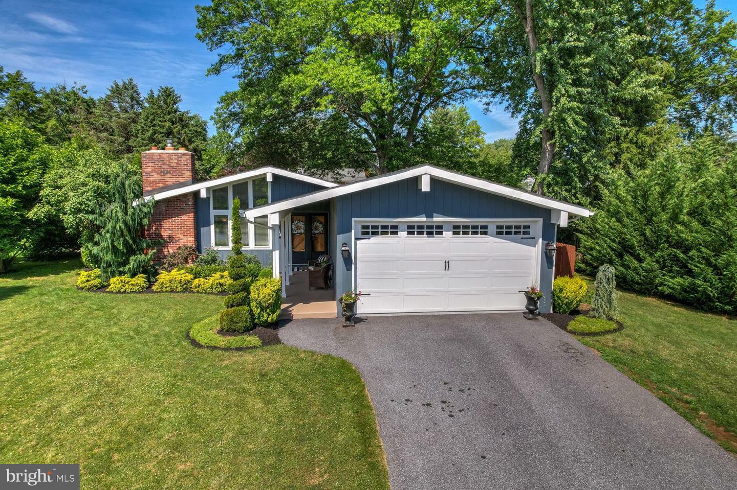 Property Photo: 1030 Hunsicker Road PA 17601